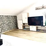 Luna Maris Apartments